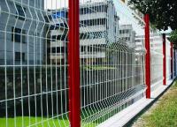 桃型柱護(hù)欄網(wǎng)的網(wǎng)孔一般多大？